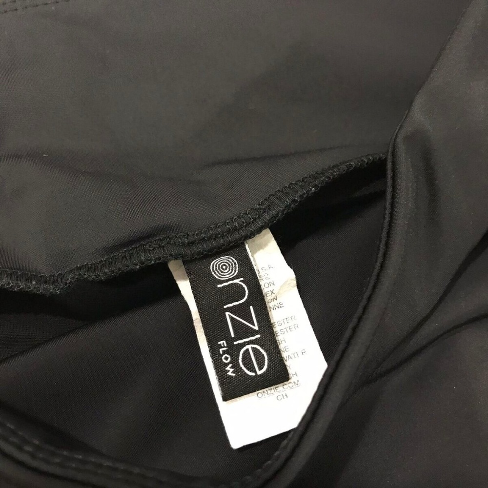 Onzie Flow Tuxedo Capri Work Out Gym Leggings - Picture 6 of 7